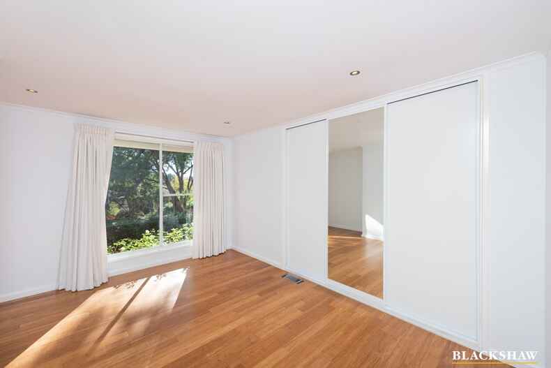 2 Baseby Place Kambah