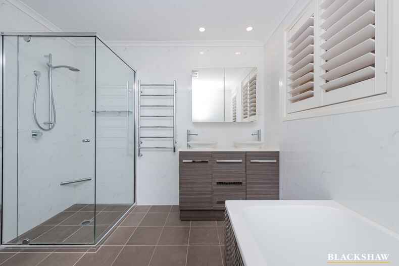 2 Baseby Place Kambah