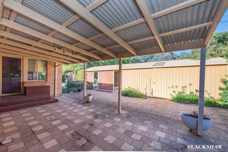 2 Baseby Place Kambah