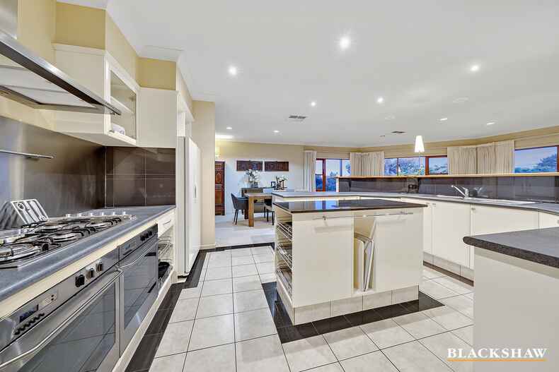 27 Parkhill Street Pearce 27 Parkhill Street Pearce