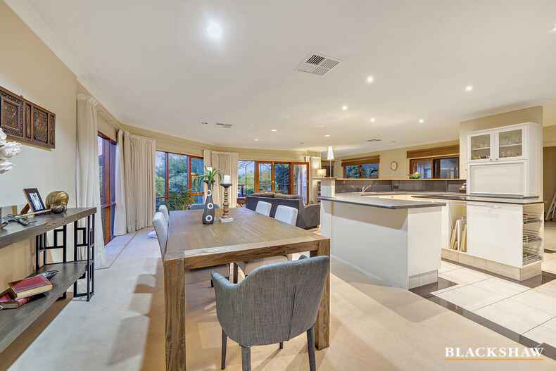 27 Parkhill Street Pearce 27 Parkhill Street Pearce