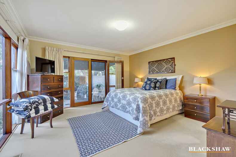 27 Parkhill Street Pearce 27 Parkhill Street Pearce