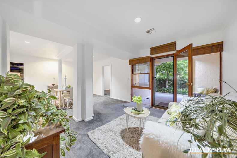 27 Parkhill Street Pearce 27 Parkhill Street Pearce