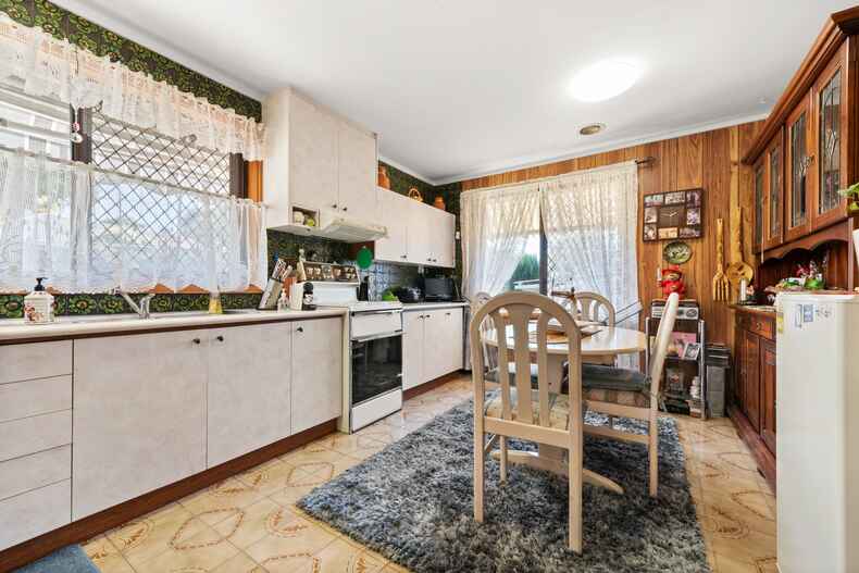 127 Eggleston Crescent Chifley 127 Eggleston Crescent Chifley