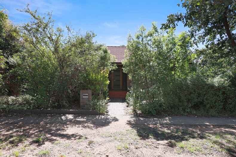 37 MacArthur Avenue O'Connor