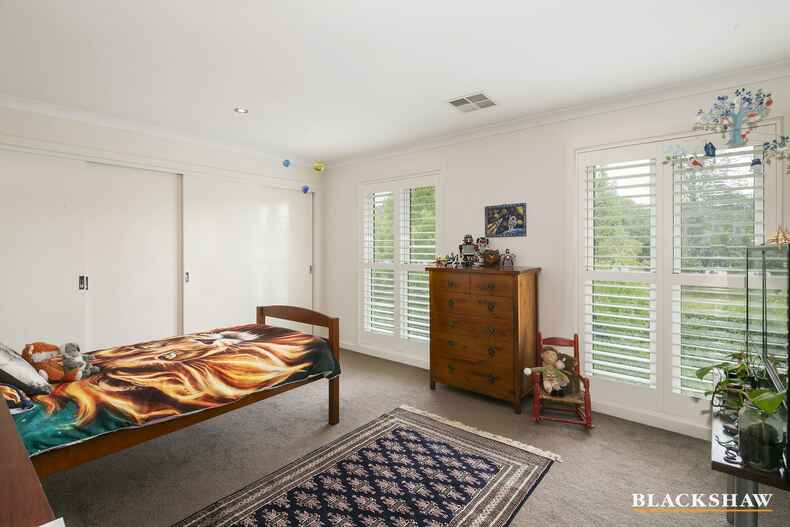 27 Tasmania Circle Forrest 27 Tasmania Circle Forrest