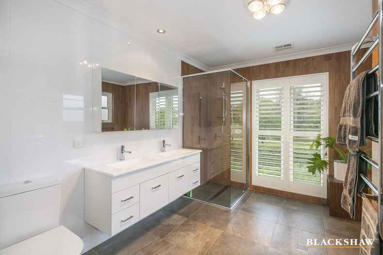 27 Tasmania Circle Forrest 27 Tasmania Circle Forrest