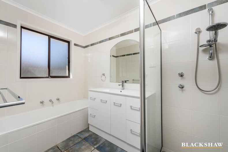 15 Barangaroo Street Chisholm 15 Barangaroo Street Chisholm