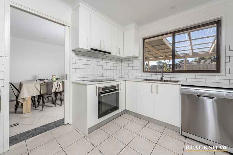 15 Barangaroo Street Chisholm 15 Barangaroo Street Chisholm