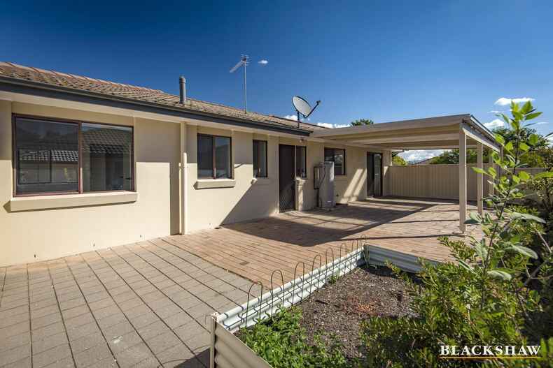 15 Barangaroo Street Chisholm 15 Barangaroo Street Chisholm