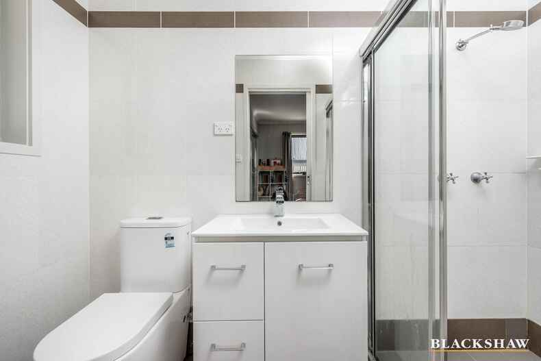 15 Barangaroo Street Chisholm 15 Barangaroo Street Chisholm