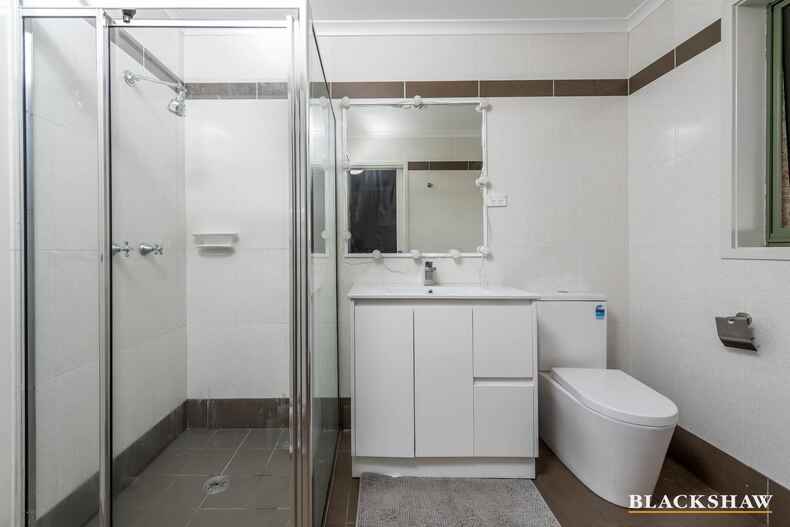 15 Barangaroo Street Chisholm 15 Barangaroo Street Chisholm