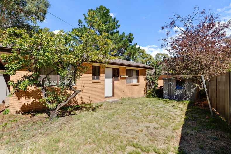 100 Kambalda Crescent Fisher 100 Kambalda Crescent Fisher