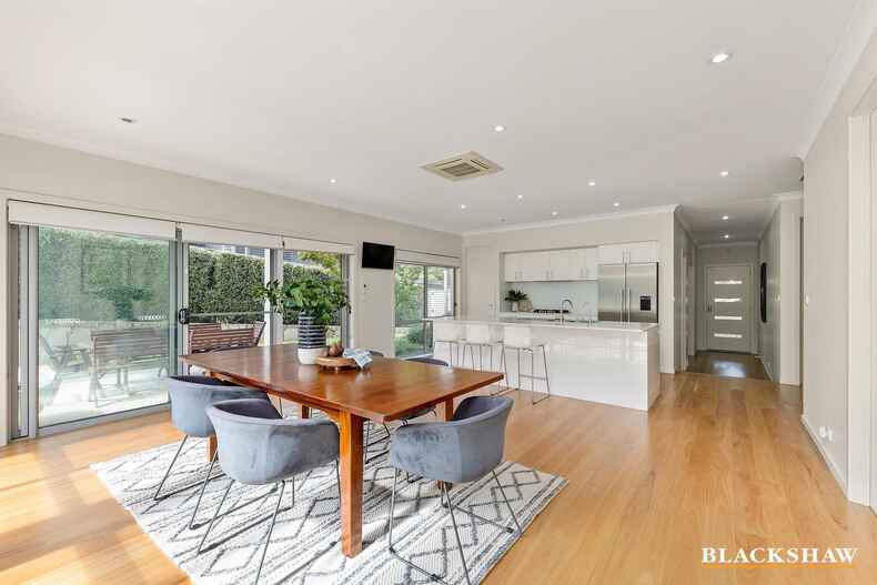 32 Feakes Place Campbell 32 Feakes Place Campbell