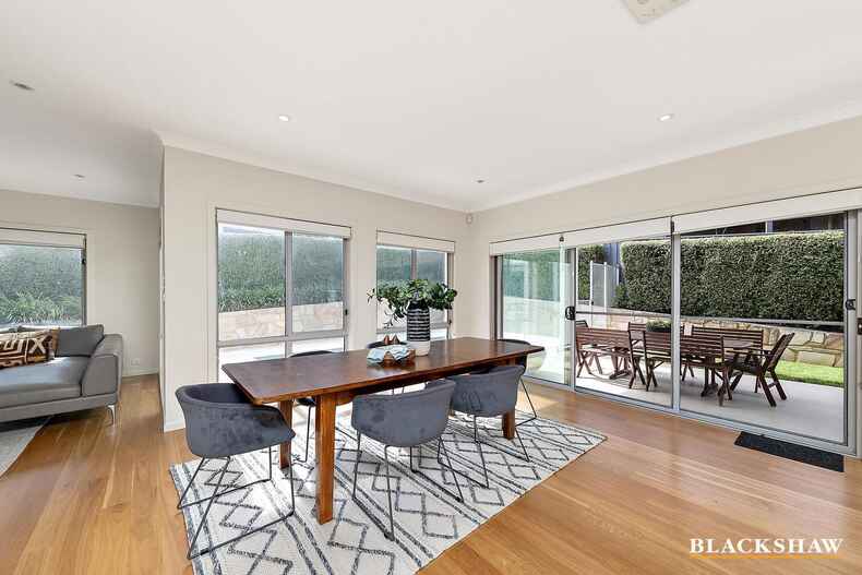 32 Feakes Place Campbell 32 Feakes Place Campbell