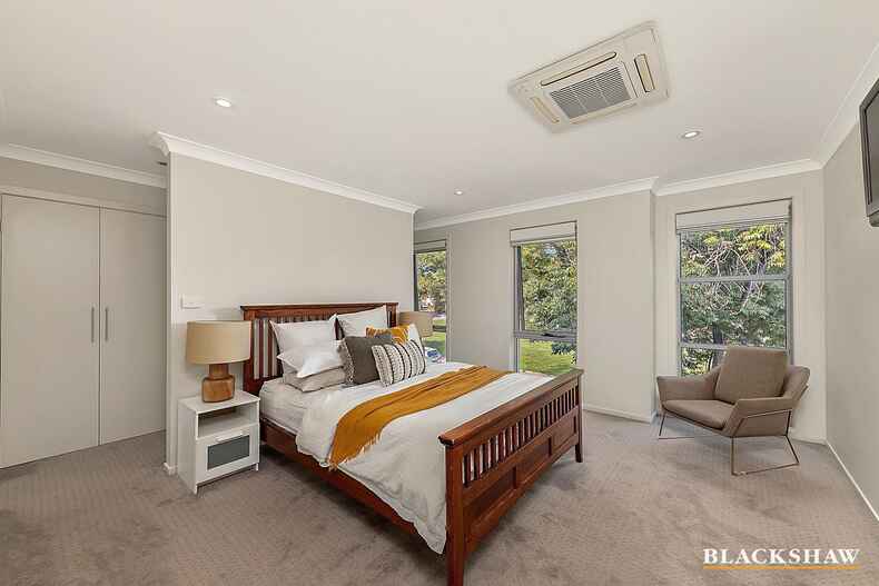 32 Feakes Place Campbell 32 Feakes Place Campbell