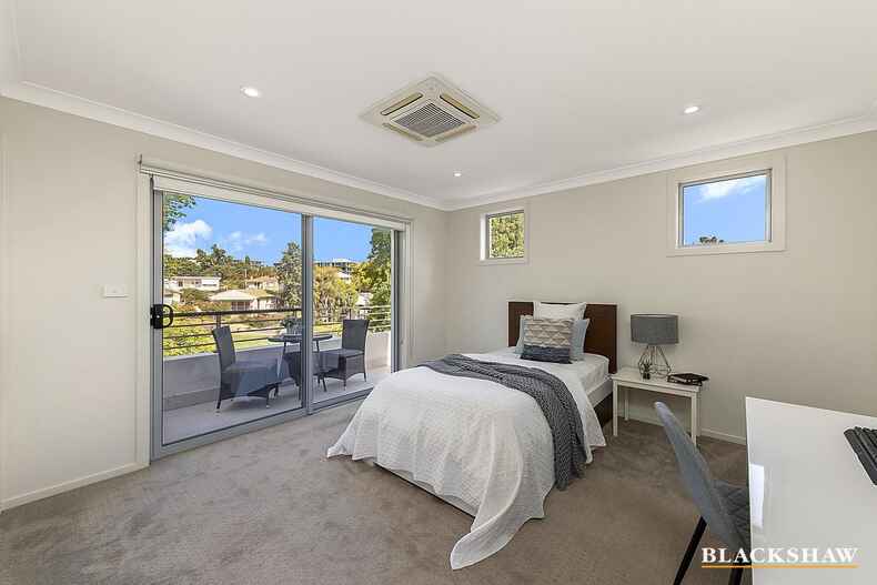 32 Feakes Place Campbell 32 Feakes Place Campbell