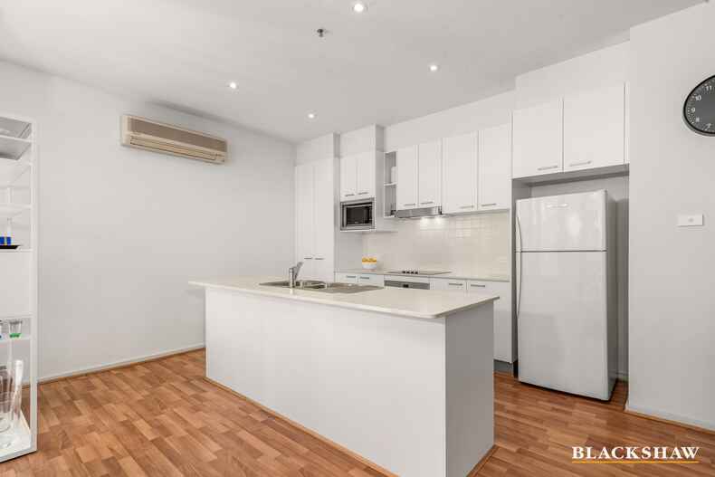 27/10 Burke Crescent Kingston 27/10 Burke Crescent Kingston