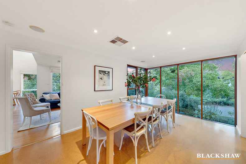 12 Howchin Place Torrens