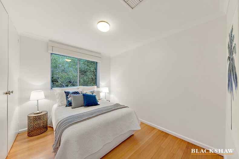 12 Howchin Place Torrens