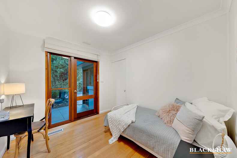 12 Howchin Place Torrens