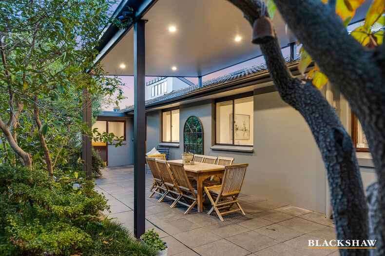 12 Howchin Place Torrens