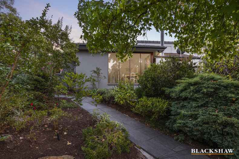 12 Howchin Place Torrens