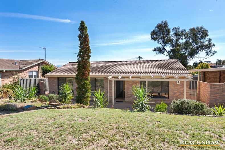 4 Parfitt Crescent Calwell