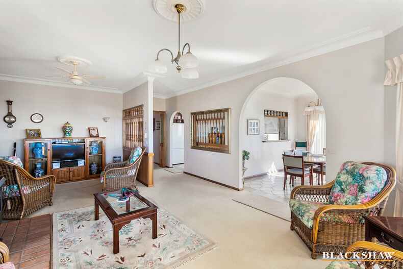 13 Calton Road Batehaven