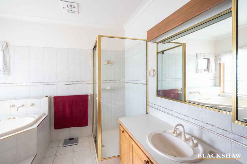 13 Calton Road Batehaven