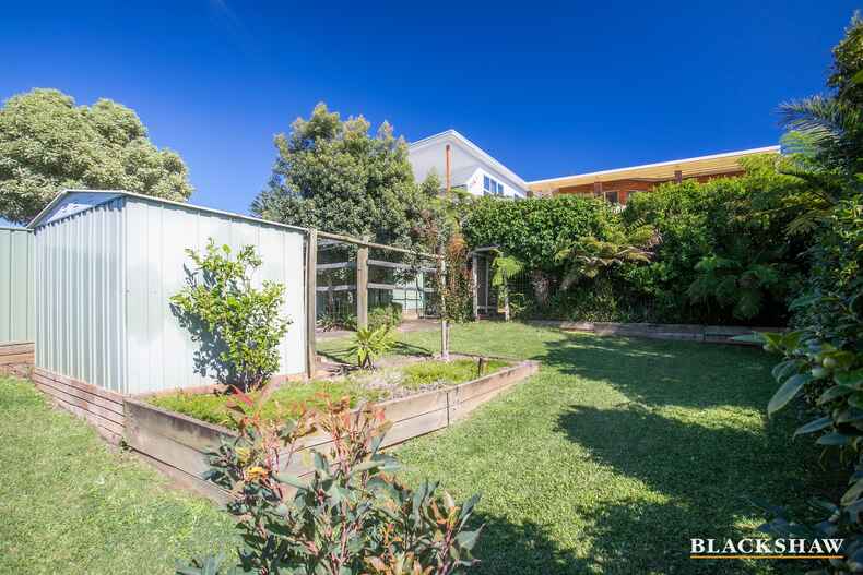 13 Calton Road Batehaven