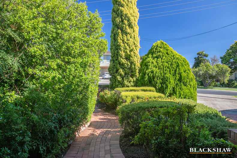 13 Calton Road Batehaven