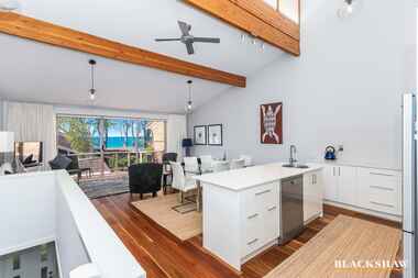 2/2C Graydon Avenue Denhams Beach