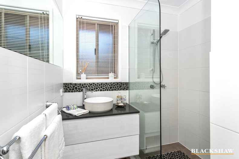 2/2C Graydon Avenue Denhams Beach 2/2C Graydon Avenue Denhams Beach