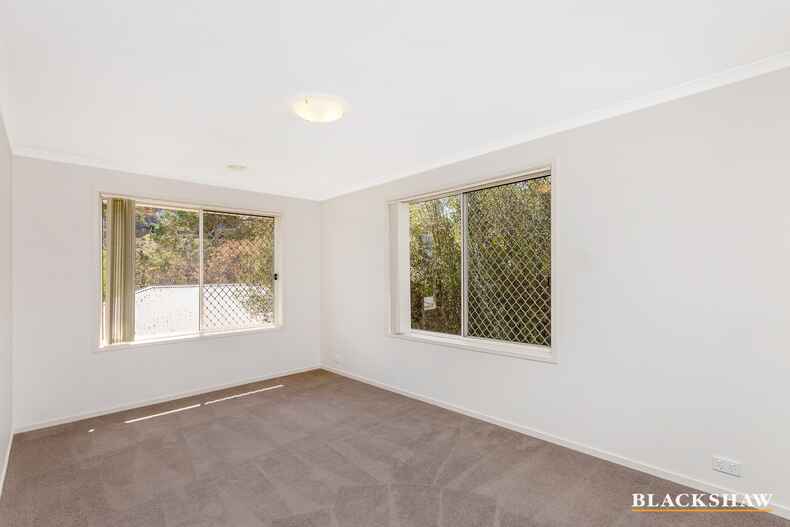 2 Walter Close Jerrabomberra