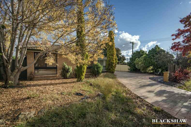 8 Fullerton Crescent Richardson 8 Fullerton Crescent Richardson