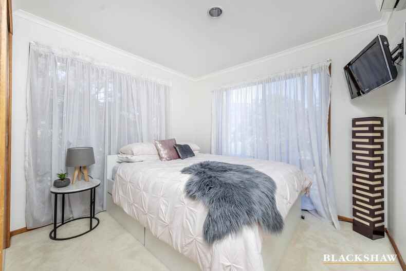 63 O'Connor Circuit Calwell