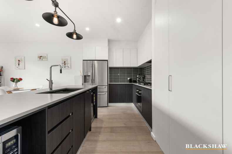 42 Bernard Heinze Avenue Moncrieff 42 Bernard Heinze Avenue Moncrieff