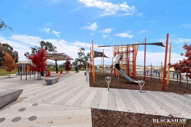 42 Bernard Heinze Avenue Moncrieff 42 Bernard Heinze Avenue Moncrieff