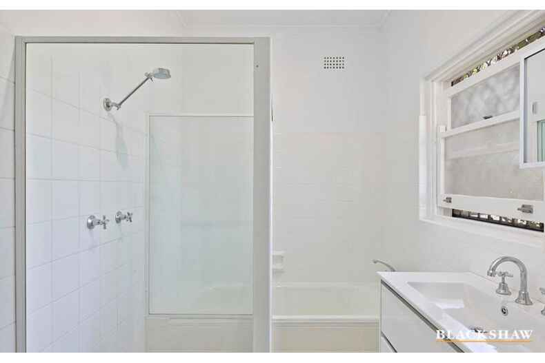 1 Roe Street Griffith 1 Roe Street Griffith