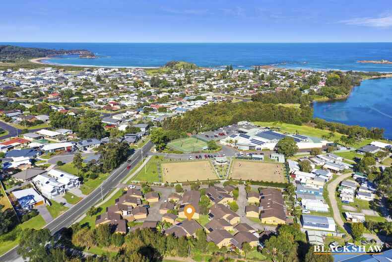 9/61-69 Sunpatch Parade Tomakin 9/61-69 Sunpatch Parade Tomakin