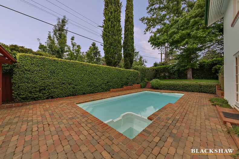 65 Dominion Circuit Forrest 65 Dominion Circuit Forrest