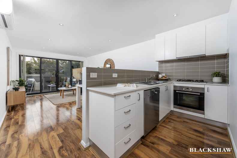 2/45 Majura Avenue Dickson