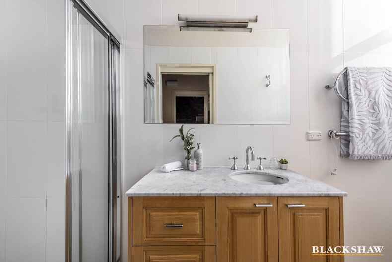 138 Hawkesbury Crescent Farrer