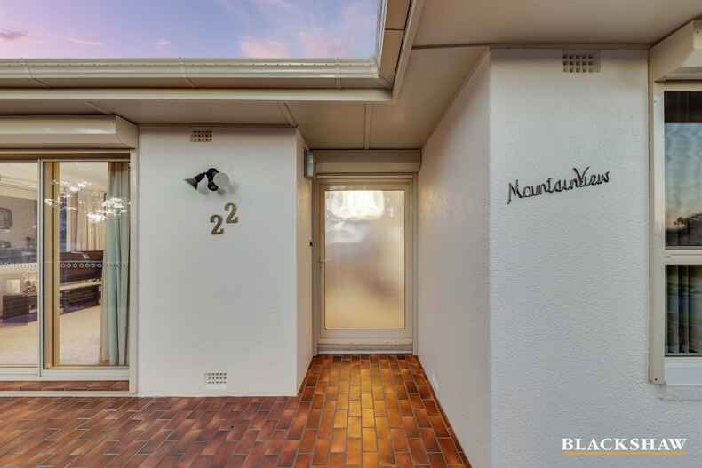 22 MacDonnell Street Yarralumla 22 MacDonnell Street Yarralumla