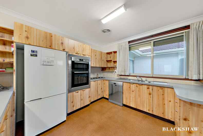 22 MacDonnell Street Yarralumla 22 MacDonnell Street Yarralumla