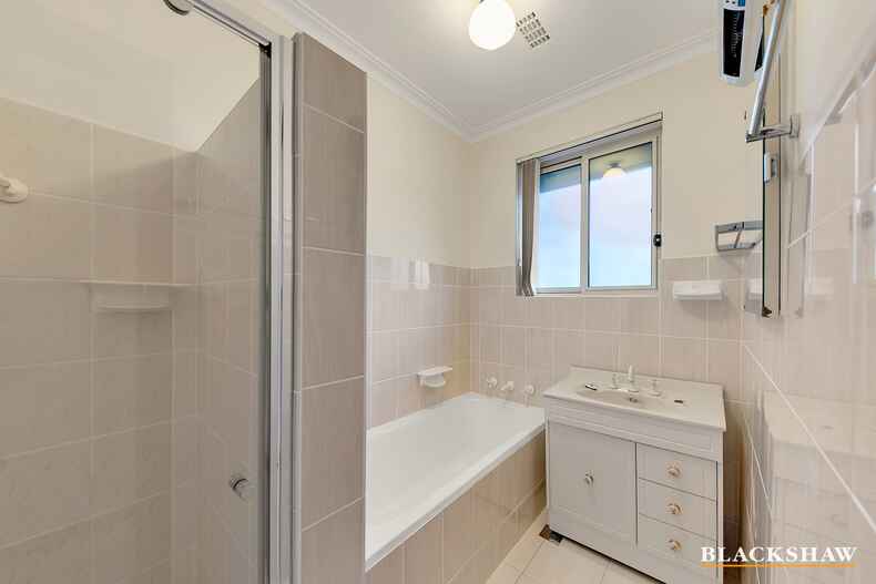 22 MacDonnell Street Yarralumla 22 MacDonnell Street Yarralumla