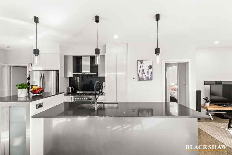 2/27 Ross Road Queanbeyan