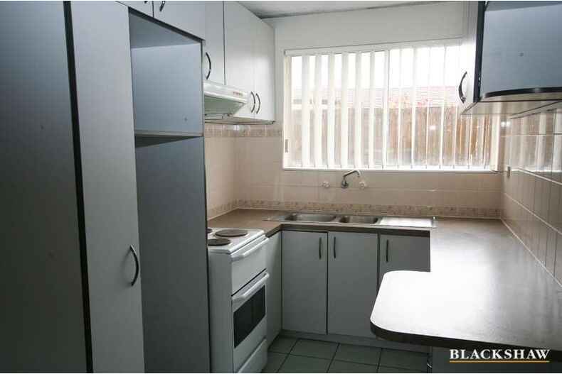 2/7 Young Street Queanbeyan 2/7 Young Street Queanbeyan