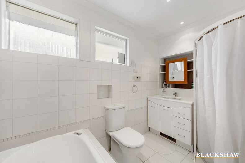 49 Ingamells Street Garran 49 Ingamells Street Garran